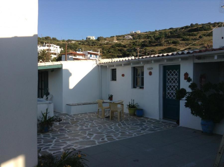 Marianna Studios Batsi  Exterior foto